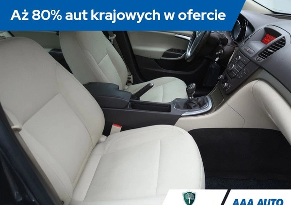 Opel Insignia cena 20000 przebieg: 278619, rok produkcji 2010 z Szczuczyn małe 254